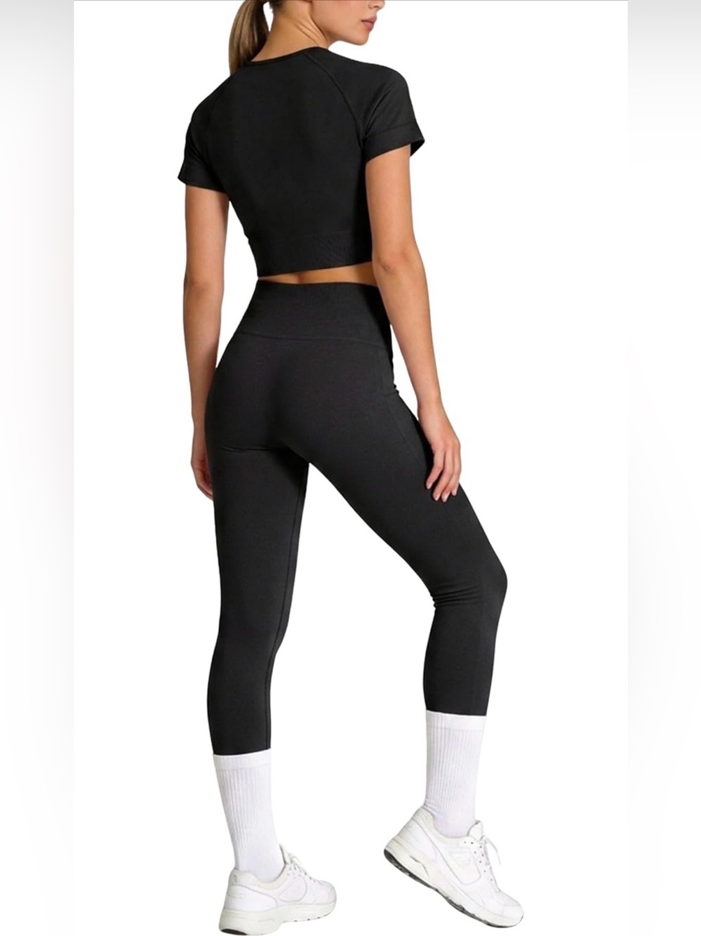 Black Seamless 2 Piece Workout Set Crop Top Leggings M NWOT - Picture 2 of 5